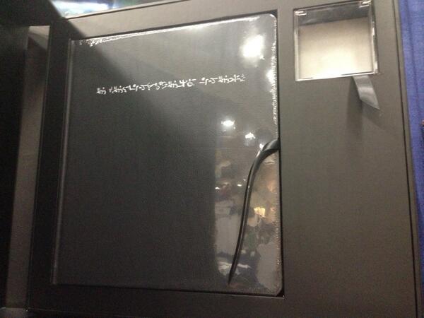 And another <a href="/FringeNotebook/">September's Notebook</a> inside: (Amber will be inside the clear case) #SDCC2013 #FringeFriday