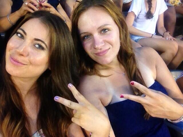 I'm feeling 22 @MichelleLGould #redtour http://t.co/6AKlpE2iPm<a class="tags" target="_blank" title="On Twitter" href="/?out=eyJ0eXAiOiJKV1QiLCJhbGciOiJIUzUxMiJ9.eyJpYXQiOjE3MjY3MTMzNzksImlzcyI6InR3cG9ybnN0YXJzLmNvbSIsIm5iZiI6MTcyNjcxMzM3OSwiZXhwIjoxNzU4MjQ5Mzc5LCJyZWRpcmVjdF91cmwiOiJodHRwczovL3R3aXR0ZXIuY29tL01pY2hlbGxlTEdvdWxkIn0.Jml7tiP43E59tPweJA-Esb3bKI7w8Q-QsElmpoERIruZytFlbfNVyqKyYX8cq-6pCqCvvzalf4x3uJUfZBmewg">@MichelleLGould</a><a href="/tag/redtour"class="tags">#redtour</a>