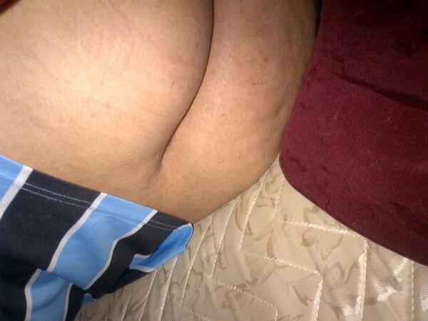mmm7oon1's tweet photo. وهذي طيزي ي ليت فولو وريتويت ومفضلةة #سكس #نيك # طيز #دب # خلفي #نيك #كس #زب #نأار #ممحونه #ممحون #سحاقيات #عنف #مكة http://t.co/w4aYuzOAmq
