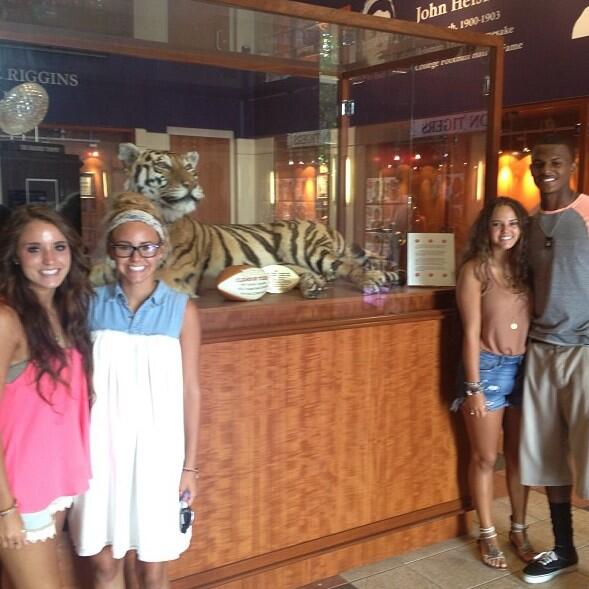 Deshaun hanging out at Clemson today #Clemson #ClemsonFootball #ClemsonTigers