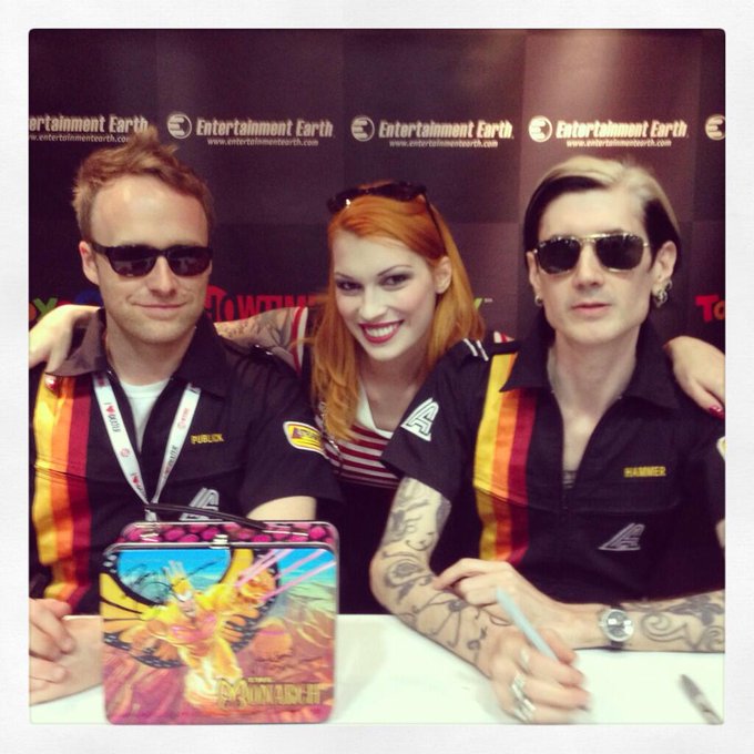 End of Day 3: #SDCC seems as if today was all #VentureBros for me! Big day tomorrow! http://t.co/6xp<a href="/tag/sdcc"class="tags">#SDCC</a><a href="/tag/venturebros"class="tags"><span>#venturebros</span></a>