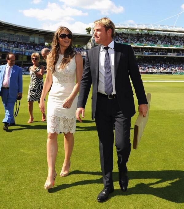 The4thelement's tweet photo. Another legend "Warney" enters ICC's hall of fame!!
http://t.co/R75n3ULlkk
http://t.co/6m52BpPYTX