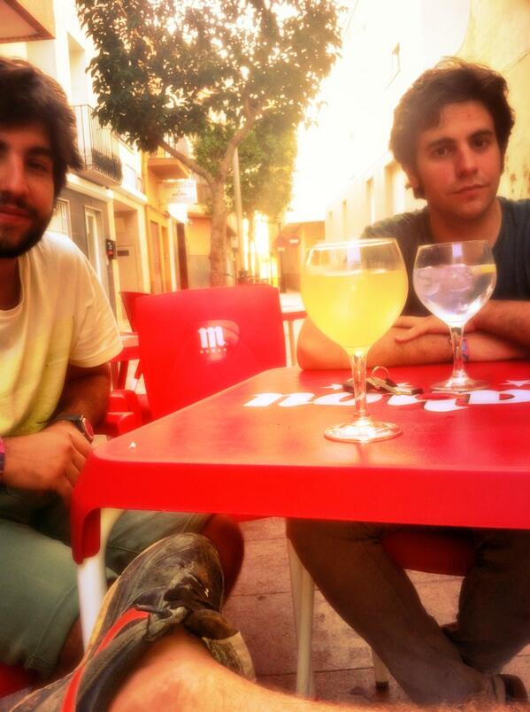 alfonsoGpascual's tweet photo. desayuuuuuuunet @SierraAlvaro http://t.co/XVaZMRMclD