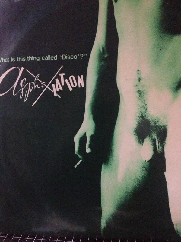 RecordParadise's tweet photo. Listening to the crush by Asphixiation http://t.co/ONFVAgXZQM