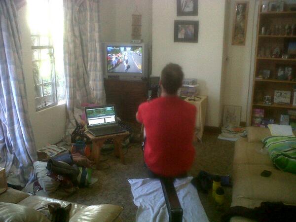UbunyeChall's tweet photo. @RyanFarmy1 on for his third 2hr session. Tour de france on TV for entertainment http://t.co/qlDa7XgoNI