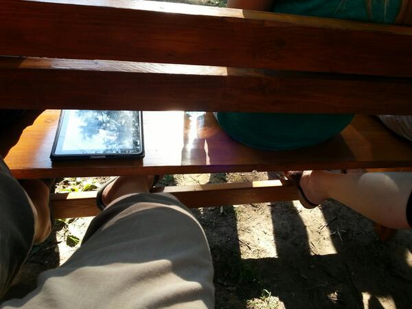 SultanijaK's tweet image. Odmaramo nogice na #kiwebbiz