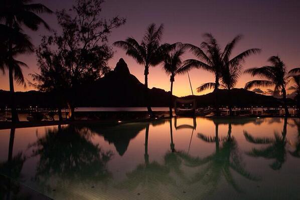 _Paisajes_'s tweet photo. Precioso atardecer en Bora Bora. http://t.co/40PWdiu5oO