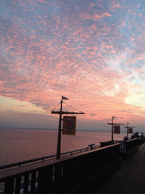 laniakeaina's tweet photo. 海ほたる〜 http://t.co/kc4yz2jG5W