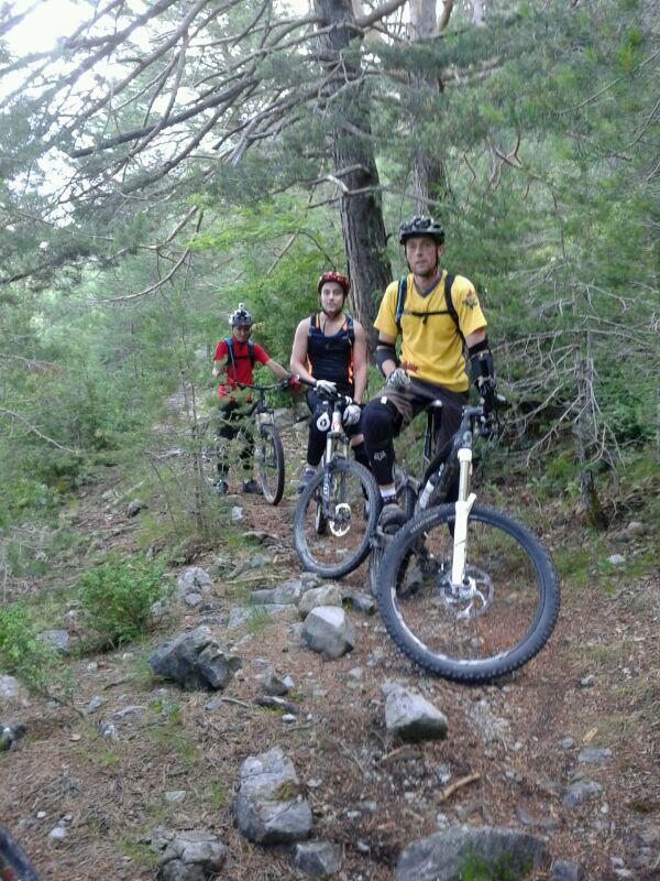 daniconan1924's tweet photo. x ainsa descendiendo.....! http://t.co/rRIYDPKO7J