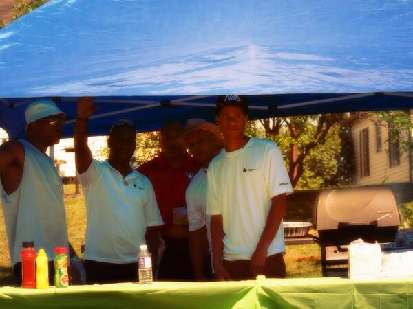 ComunityStrong1's tweet image. Our chefs ! Great job !