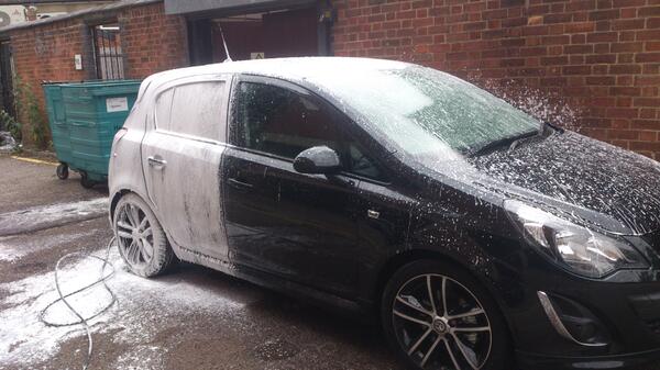 KarcherService5's tweet photo. @KarcherCenter There's no excuse to not clean your car when you've got a foam lance! #clean #Karcher http://t.co/Ctclhktbkw