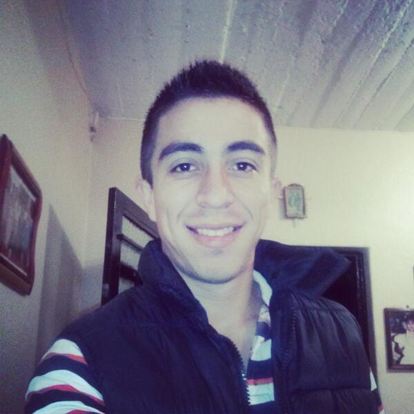 jimmyaudelo's tweet photo. Animo http://t.co/VCkeCiY8s6