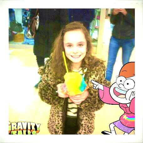 miamarkey's tweet photo. Mabel from gravity falls loving my snow cone http://t.co/i2Rivf3BPM