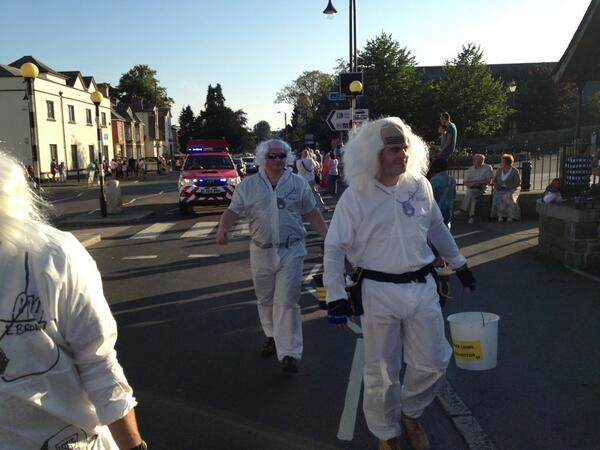 TaviRoundtable's tweet image. Collecting for local charities and  entertaining the folks of Tavistock