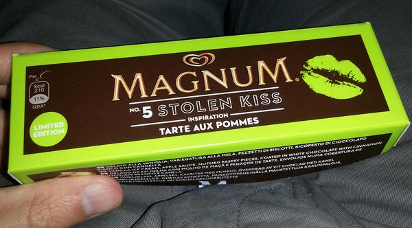 miley1977's tweet image. If Carlsberg made ice creams... they'd steal this recipe from Unilever. #simplyepic