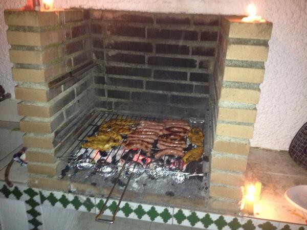 “<a href="/curro1313/">Curro Sanchez</a>: BBQ!! <a href="/AndresCuatro/">Andrés Cuatro</a> <a href="/razola9/">fran razola</a> <a href="/forn250484/">Fernando Martinez</a> @Kinito85 <a href="/easy_13/">Isi</a> <a href="/moewtf/">Moewtf</a> <a href="/pablino9/">Pablo Gonzalez</a> <a href="/Daviddhe/">Daviddhe</a> <a href="/Silva_hispano/">Eric Silva</a>