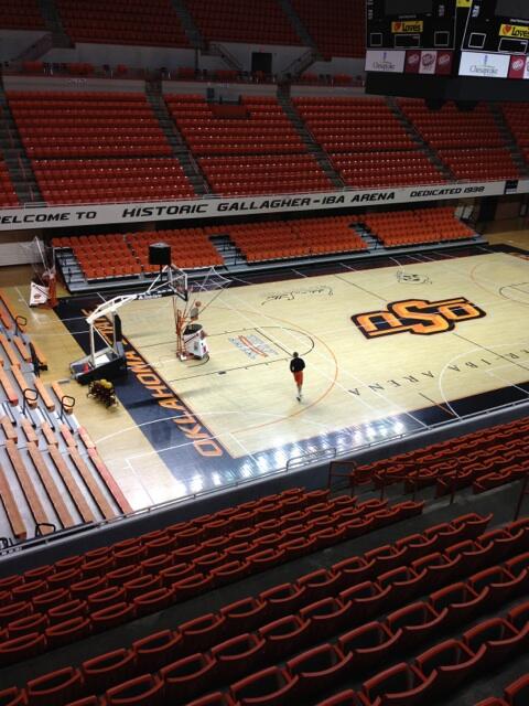 jacobeg's tweet photo. Guess who is up at GIA at 11pm working on his game? @Chris1Neurohr @philforte13 http://t.co/aUdwsnchjx