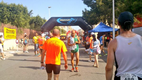 MMMTorrellano's tweet photo. Poco a poco van llegando http://t.co/RgG1qkW26z