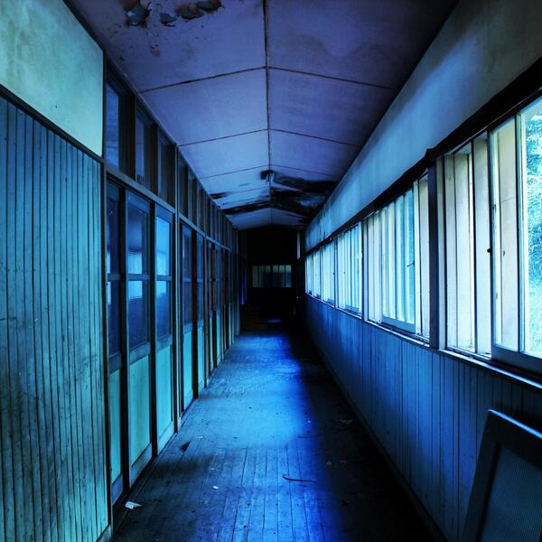 lrab3p's tweet photo. #abandoned #urbex #ruins #haikyo #廃墟 #写真 https://t.co/Y6bfbKucJM
