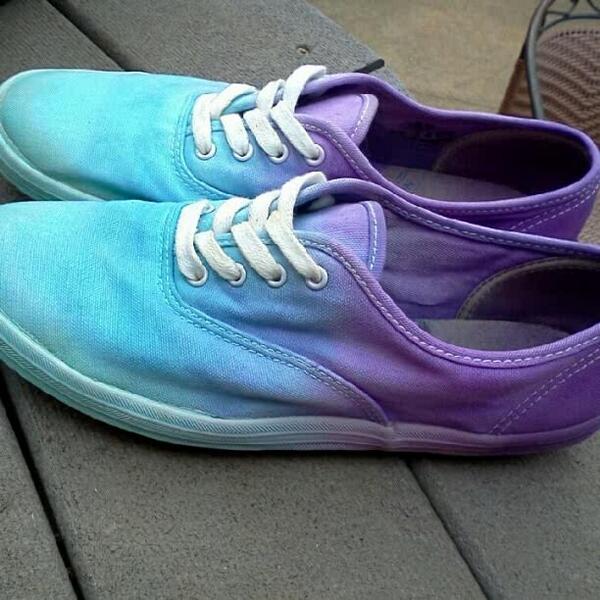 BarbaraOnlShop's tweet photo. sepatu kets ombre 1 - IDR 195.000 @apaajaIKLAN @Iklan24Jam @IklanOnlineShop @iklanbarison @iklanin http://t.co/3QjGjp0pAe
