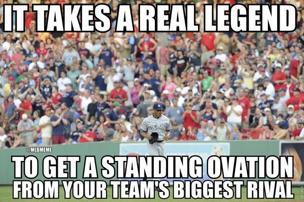 MLBMeme's tweet photo. Big props to the #RedSox for giving Mariano Rivera THIS moment last night. http://t.co/Nx33QsUL5C
