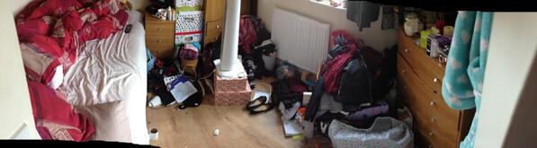 CorrineLayden's tweet photo. @MellyCat2003 half way thought the battle if all battles !!!! The wardrobe ! The bedroom ! Watch this space!! http://t.co/UAYLsDcek2