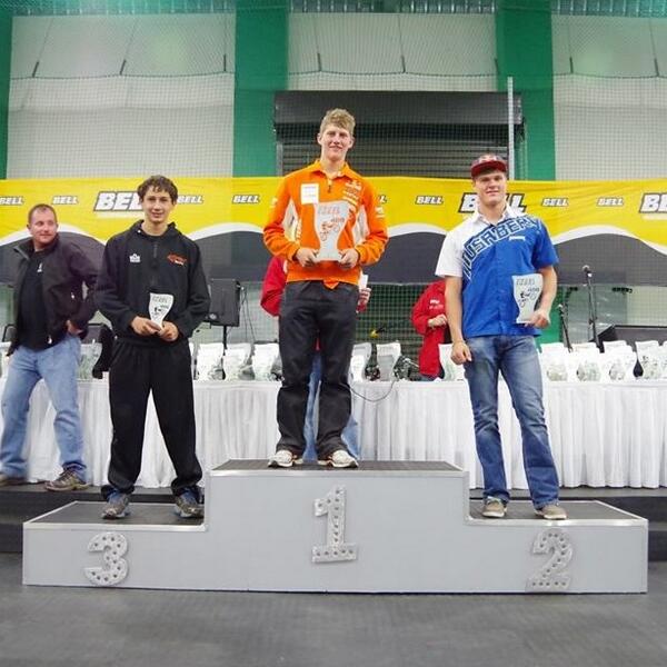 KatzBogiages's tweet photo. Well done @Taki_C32 and @Louw53, well deserved by both of you! :) http://t.co/H1i5tBbUb7