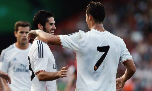 CR7Photos's tweet photo. Isco and Ronaldo http://t.co/oumjjKhyTZ