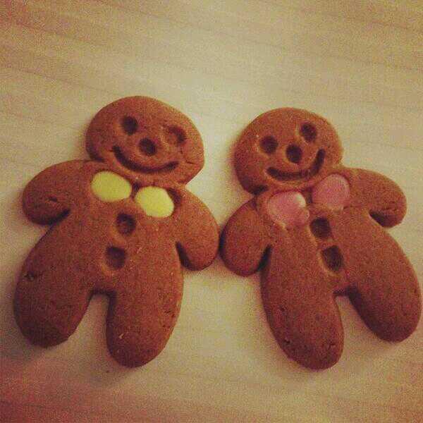 DUNIA_SONE's tweet image. [Taengstagram]  쿠키주제에^^ #nicebra #gingerbreadman instagram.com/p/cB-fMIn_ko/