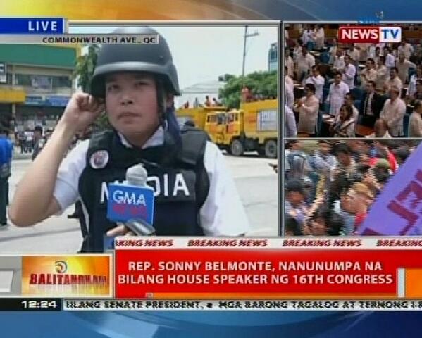 gmanews's tweet photo. Ilang militante at pulis, sugatan sa girian sa Commonwealth Ave; Mga mamamahayag, nakasuot na ng proteksyon #SONA2013 http://t.co/dUCRG3ECtE