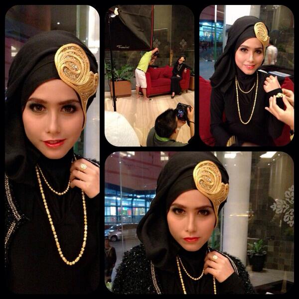 Hijab concept. Miss <a href="/maruya8/">wanmahyuliel</a> for "Madani Gold and jewelry" photoshoot. Makeup by budithama.