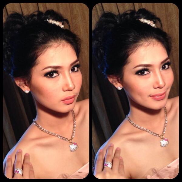 Miss @windyydwi for magazine photoshoot "Madani jewelry and gold" makeup by #budithama :)