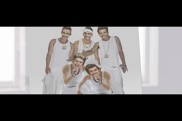 FL_Diirectioner's tweet photo. IM STILL CRYING OVER THIS PICTURE HAHAHAHAHA 😂😂😂 http://t.co/xSg71skgin