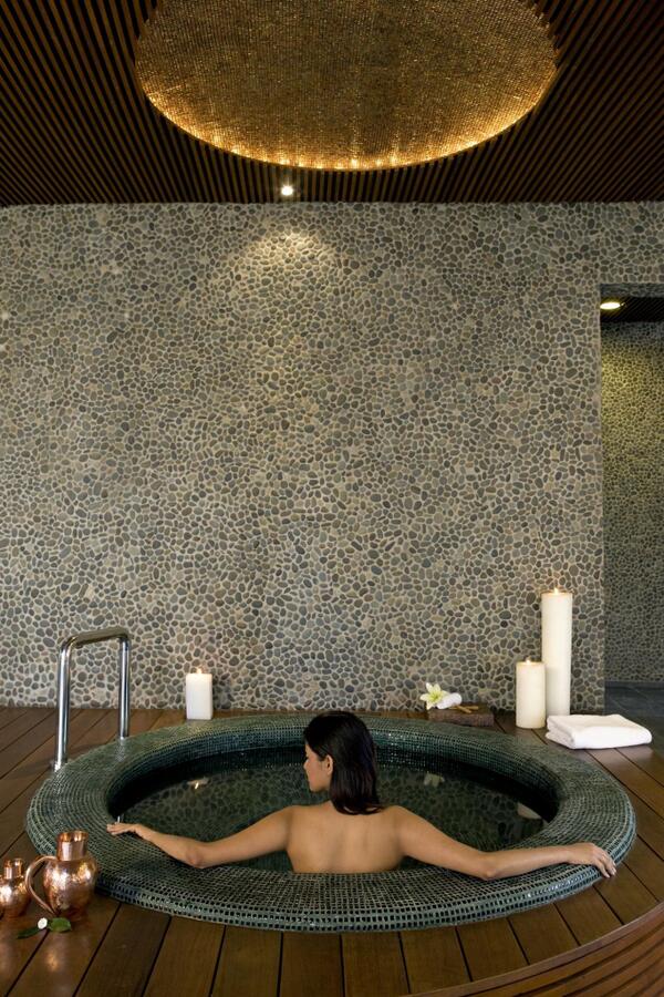 akanksharedhu's tweet photo. More than anything I could use a massage &amp; pampering. Day dreaming about the @WestinSohna Spa and Resort. @Westin http://t.co/UZhBiFKPrs