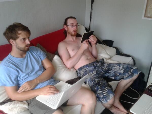 fiona_jeffries's tweet photo. getting the flemish pronunciation right. it's hot!! #touristwalkghent http://t.co/a4DjG0U3Ja