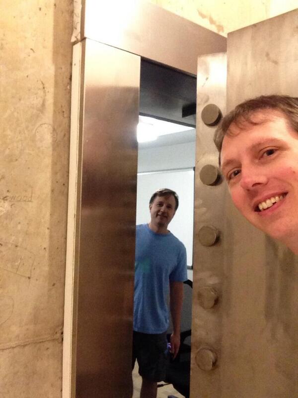 Splitmo tweet picture