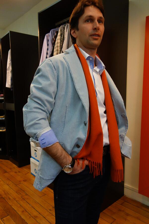 LAGUIOLE_STYLE's tweet photo. Loïc Le Bras de Canal + s'habille aussi en Laguiole ! @loiclebras http://t.co/kjCEn9SlId