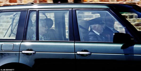 PrinceHarryWW's tweet photo. The Queen is set to be in London when the Duchess of Cambridge gives birth http://t.co/XnxKzGRXFm