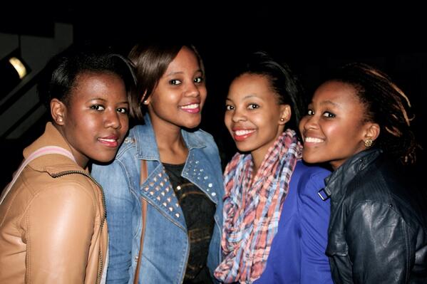 Negro_lee's tweet photo. #MavericksParty @MavericksParty @sleeface @DeeDinyalo @BONNYdefined http://t.co/ybFam2I8Ue