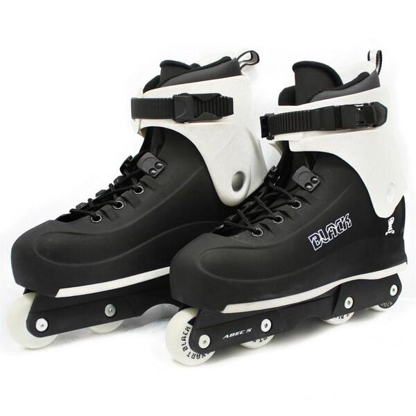 streetsinglest's tweet photo. PATINS BLACK 2 DE R$ 631,00 POR R$ 441,00!!! TA BARATO PRA CARAMBA!!! http://t.co/1G2rw8MBYS