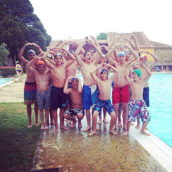 manu8carcaba's tweet photo. plata para el equipo español de sincro, evidentemente el oro es para el equipo del @cmpusTorrlavega http://t.co/mFz8lNlTB6