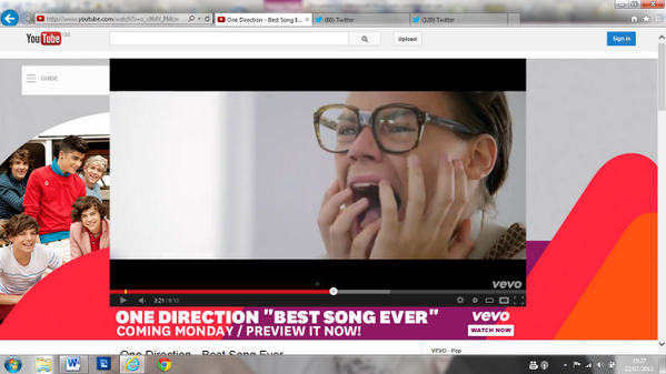 jd961D's tweet photo. My face throughout the whole #TheBestSongEverVideo http://t.co/KVKJfVfJd1