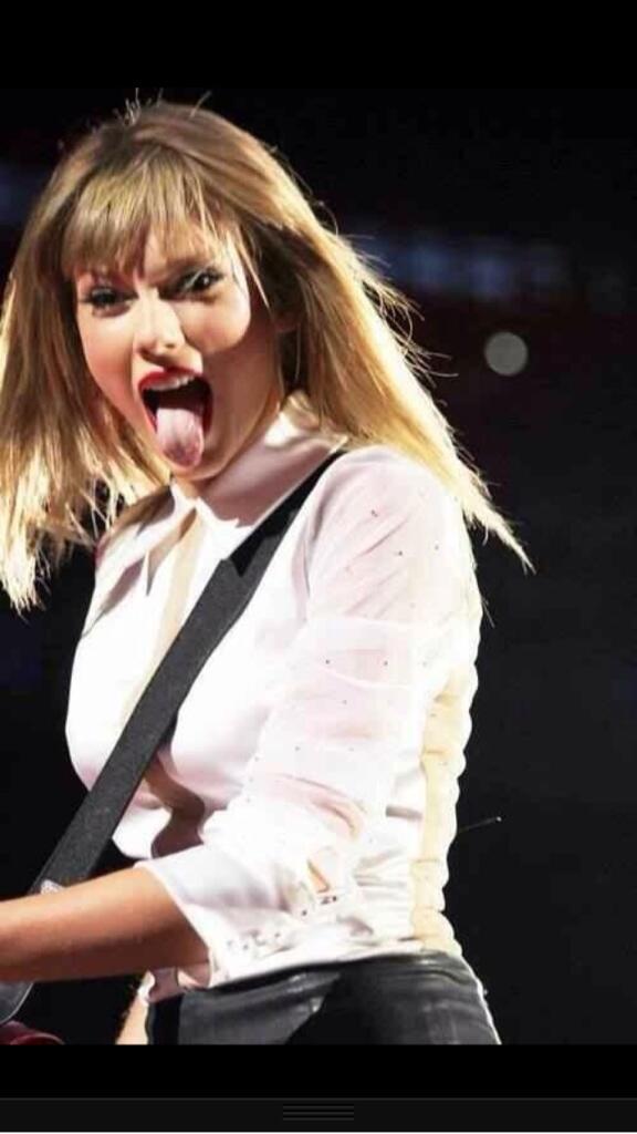 mtv.com/ontv/vma do it for this face