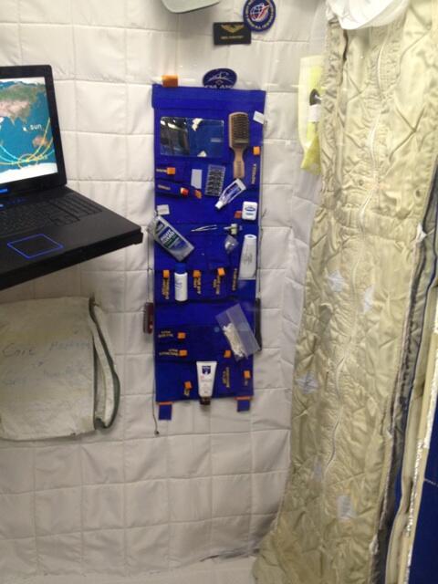 AstronautAbby's tweet image. #spacesleep #ISS @SpaceCenterHou #JSCVisit #soyuzadventure