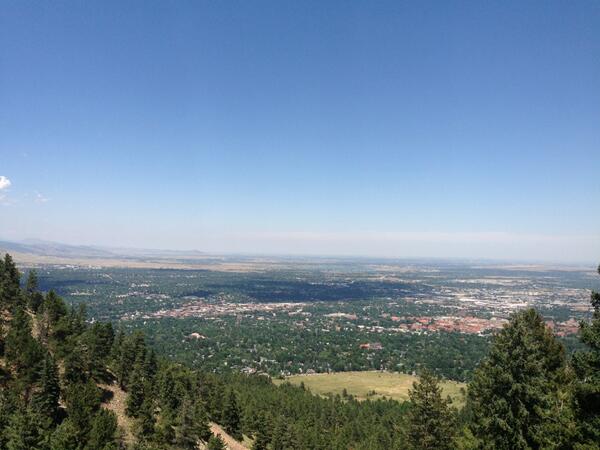 RoeyN's tweet photo. Boulder from the flat irons http://t.co/d0UpgaybFB