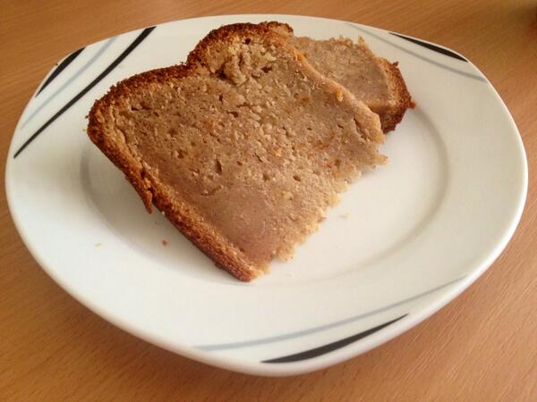 sheHEARTs's tweet photo. @AprilAthena7 .. made this yesterday! #foodilicious #bananabread #yummy #great_recipe http://t.co/r5KKCGxdOk