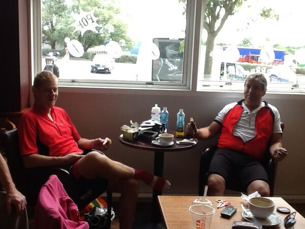 oliver_rowe's tweet photo. Taking a well earned break! http://t.co/cSxwdavuhW