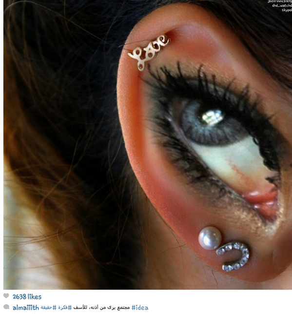 _mozaaa_'s tweet photo. مجتمع يرى من اذنه ، حقيقه □-repost http://t.co/VG2v9k1Azq
