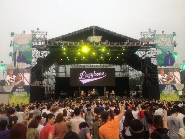 <<지산월드락페스티벌>>'현장스케치'
PEACE STAGE에 드디어 레이지본 등장!!