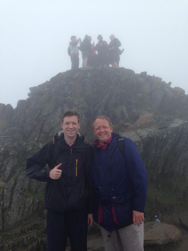 ajlarge's tweet image. Ascended Snowdon in 2 hours. Up in the clouds now! #3pgc